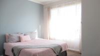 Main Bedroom - 12 square meters of property in Radiokop