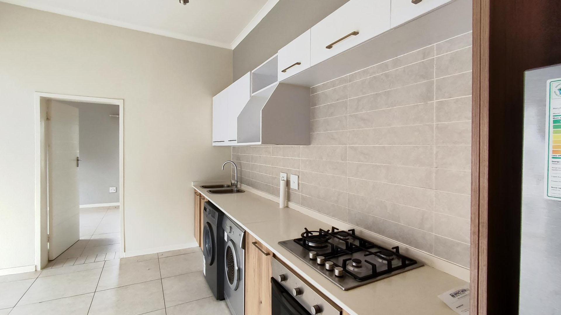 Kitchen - 8 square meters of property in Westlake View