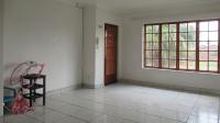 Lounges - 20 square meters of property in Greenhills