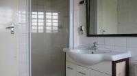 Bathroom 1 - 7 square meters of property in Greenhills