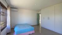 Main Bedroom - 20 square meters of property in Springfield - DBN