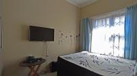 Bed Room 1 - 9 square meters of property in Heatherview