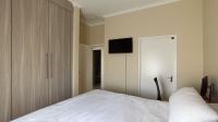 Main Bedroom - 13 square meters of property in Heatherview