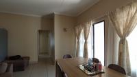 Dining Room - 11 square meters of property in Heatherview