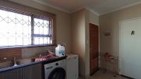 Kitchen - 11 square meters of property in Heatherview