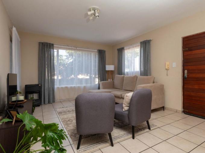 2 Bedroom Apartment for Sale For Sale in Mulbarton - MR646839