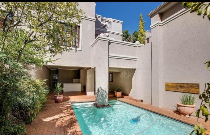 1 Bedroom Apartment for Sale For Sale in Riviera JHB - MR646848