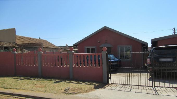 3 Bedroom Freehold Residence for Sale For Sale in Lenasia - Home Sell - MR646857