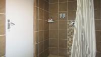 Bathroom 2 - 7 square meters of property in Rosebank - JHB