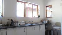 Kitchen - 21 square meters of property in Rosebank - JHB