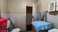 Bathroom 1 - 9 square meters of property in Meyerton