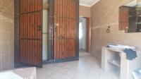 Main Bathroom - 13 square meters of property in Pretoria Gardens