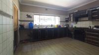 Kitchen - 21 square meters of property in Pretoria Gardens