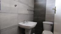 Guest Toilet - 3 square meters of property in Kibler Park