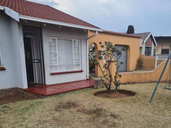 3 Bedroom House for Sale For Sale in Riverlea - JHB - MR647097