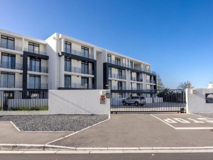 2 Bedroom Apartment for Sale For Sale in Bloubergstrand - MR647181