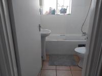 Bathroom 1 of property in Farrar Park