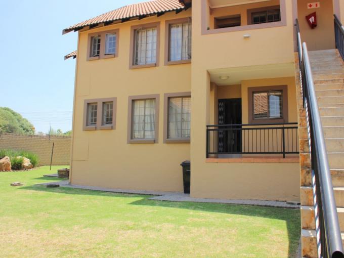 3 Bedroom Apartment to Rent in Brookelands Lifestyle Estate - Property to rent - MR647372