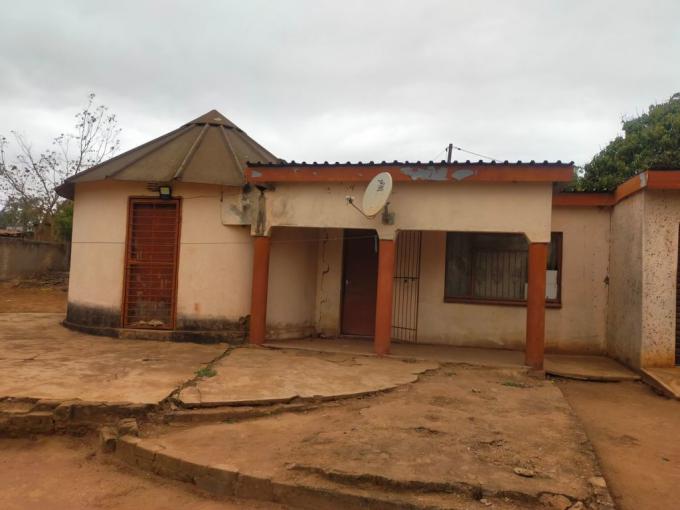 2 Bedroom House for Sale For Sale in Thohoyandou - MR647445