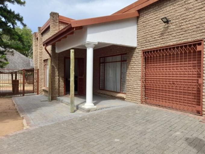 4 Bedroom House for Sale For Sale in Rustenburg - MR647456