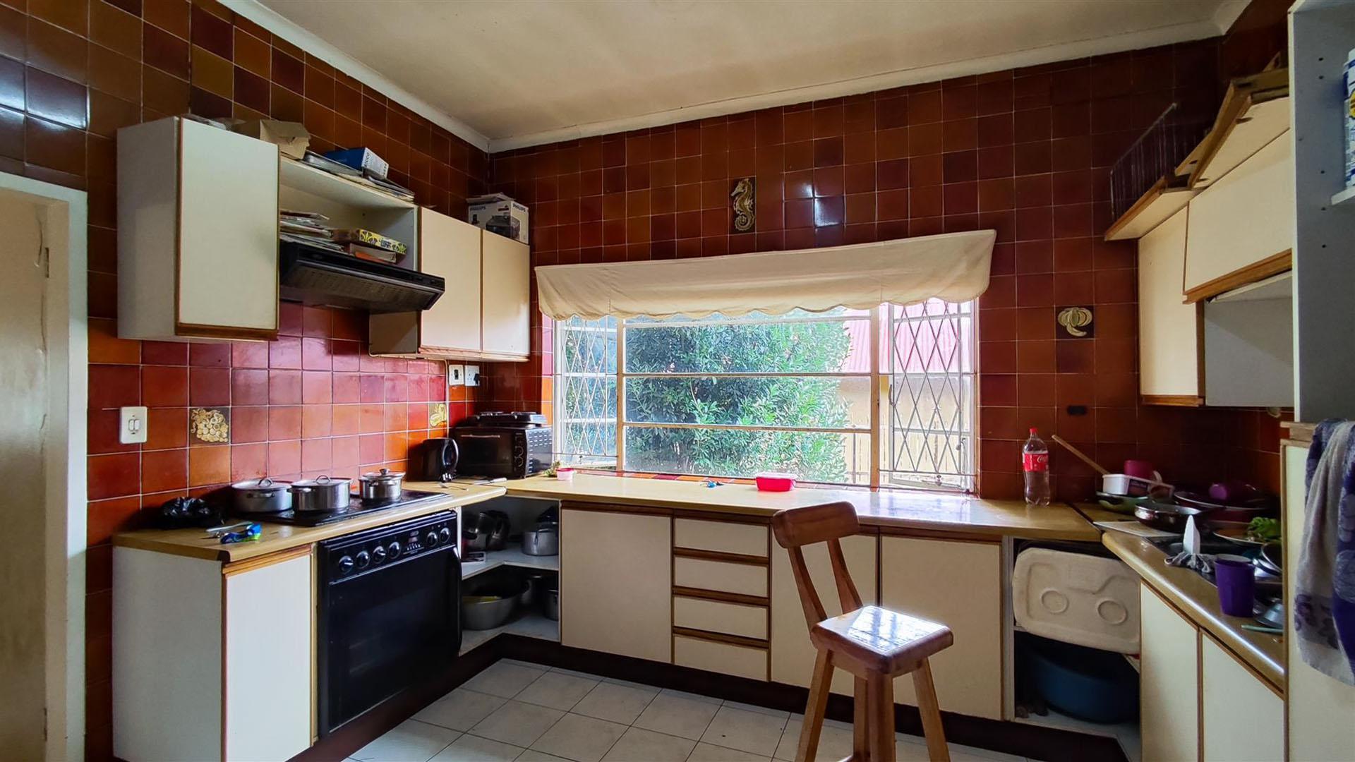 Kitchen - 7 square meters of property in Primrose