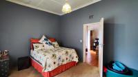 Bed Room 1 - 7 square meters of property in Primrose