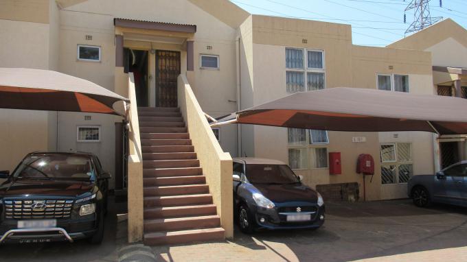 3 Bedroom Sectional Title for Sale For Sale in Meredale - Private Sale - MR647592