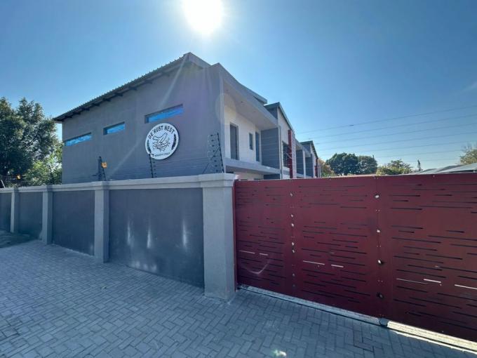 2 Bedroom Commercial for Sale For Sale in Rustenburg - MR647696