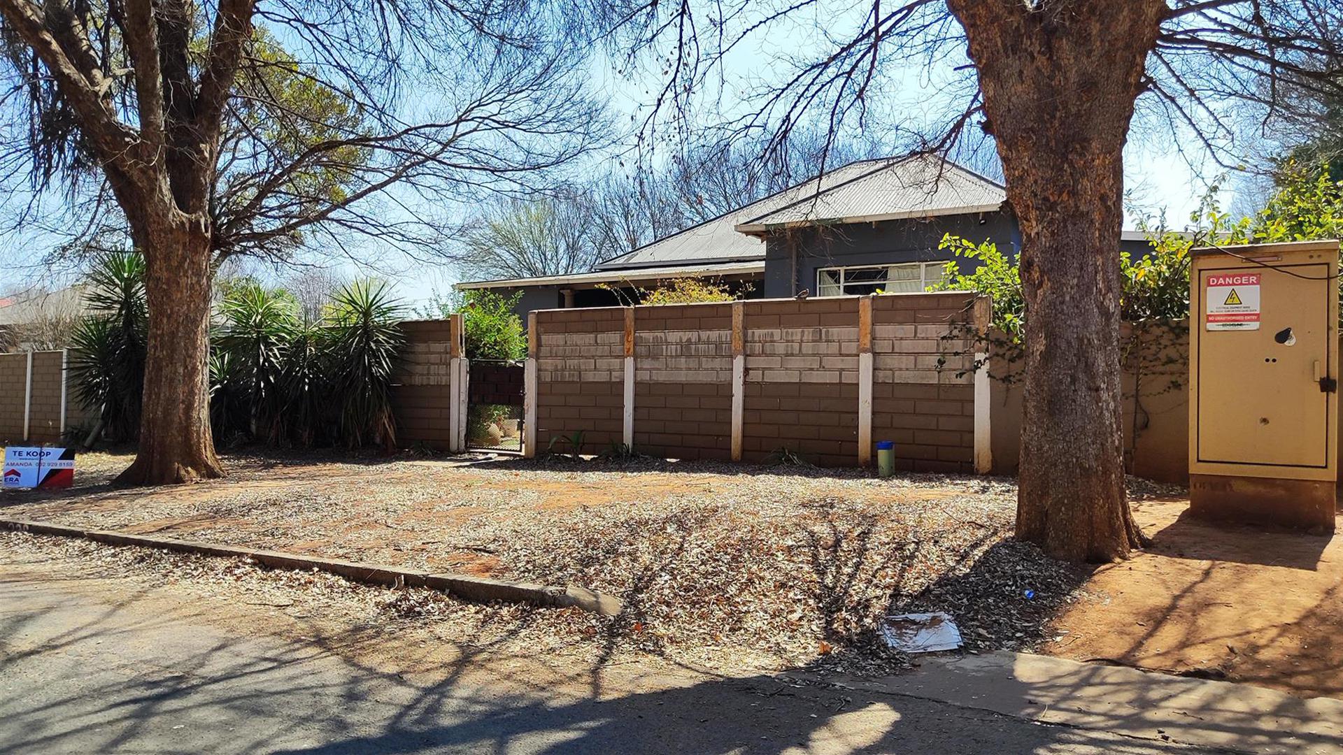 Front View of property in Boksburg South