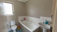 Main Bathroom of property in Woodhaven 