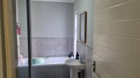 Bathroom 1 of property in Eveleigh