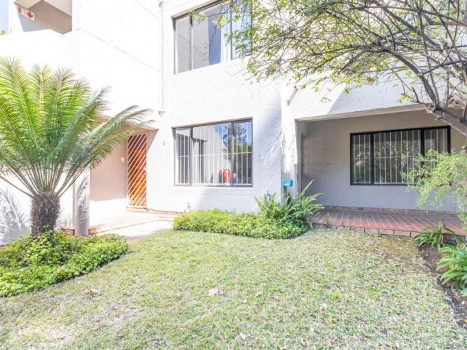 2 Bedroom Apartment for Sale For Sale in Bryanston - MR647861