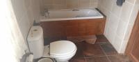 Bathroom 3+ of property in Deneysville