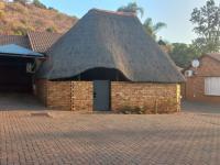 3 Bedroom 1 Bathroom Simplex for Sale for sale in Safarituine