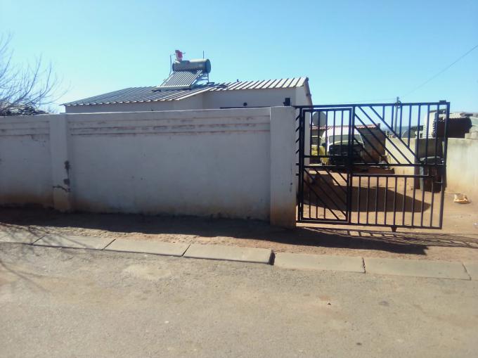 2 Bedroom House for Sale For Sale in Vlakfontein - MR648079