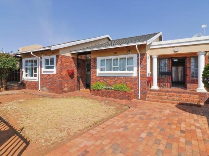 3 Bedroom House for Sale For Sale in Riverlea - JHB - MR648081