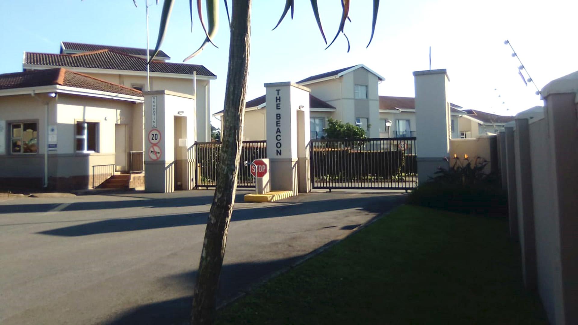 Front View of property in Beacon Bay