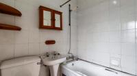 Bathroom 1 - 5 square meters of property in Morninghill