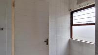 Bathroom 1 - 5 square meters of property in Morninghill