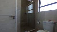 Bathroom 1 - 7 square meters of property in Olivedale