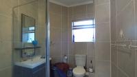 Main Bathroom - 6 square meters of property in Olivedale