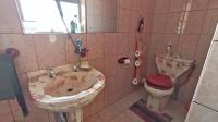 Main Bathroom - 4 square meters of property in Pietermaritzburg (KZN)