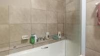 Bathroom 1 - 4 square meters of property in Annlin West