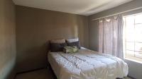 Main Bedroom - 12 square meters of property in The Orchards