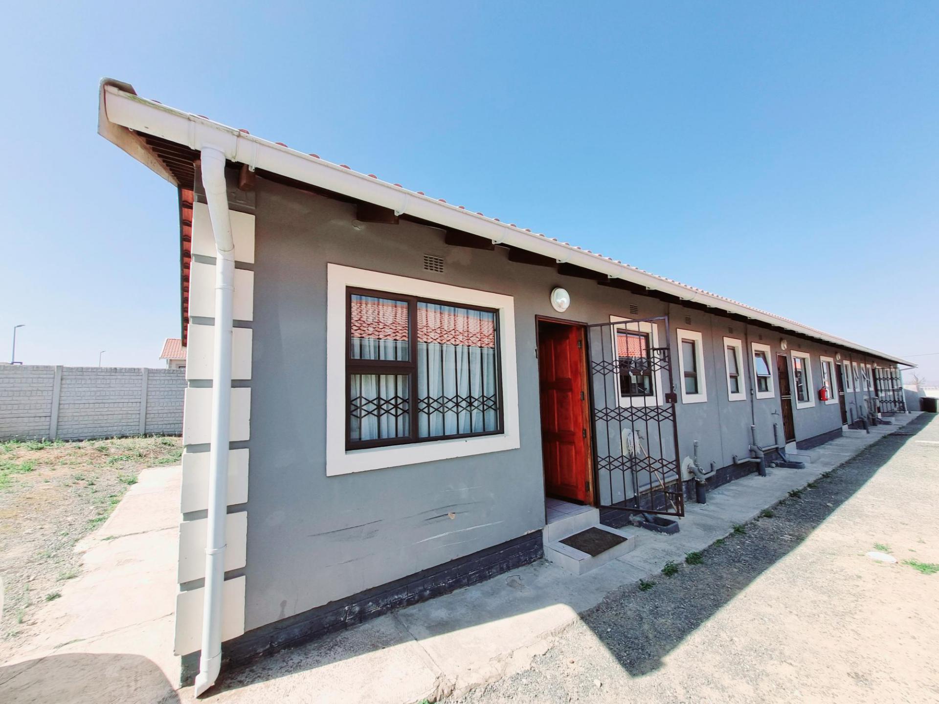 Front View of property in Umtata