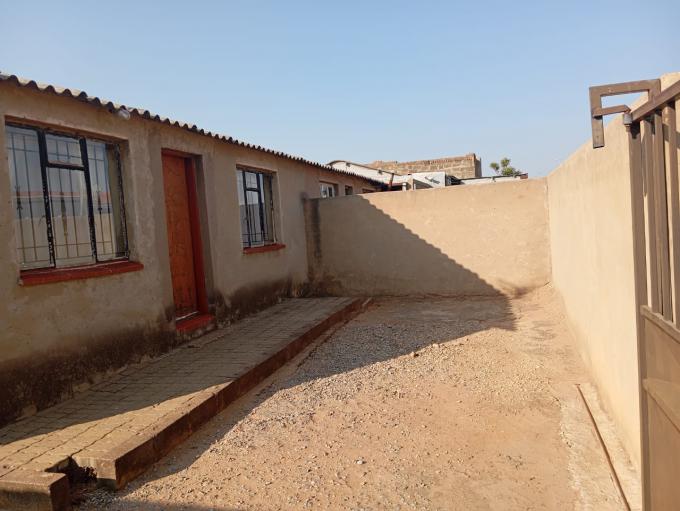 2 Bedroom House for Sale For Sale in Naledi - MR648267