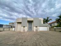 4 Bedroom 3 Bathroom House to Rent for sale in Silver Lakes Golf Estate