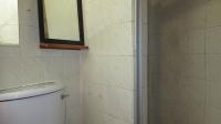 Bathroom 2 - 4 square meters of property in Wilropark