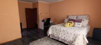 Main Bedroom of property in Soshanguve East