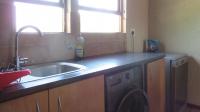 Kitchen - 11 square meters of property in Sunninghill